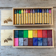 Load image into Gallery viewer, Apiscor 16 Stick or 16 Block Crayons in Bamboo Box