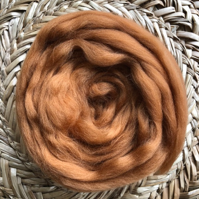 Cinnamon fleece roving
