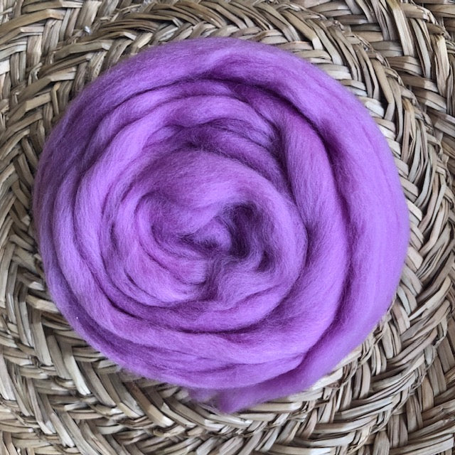Primrose fleece roving