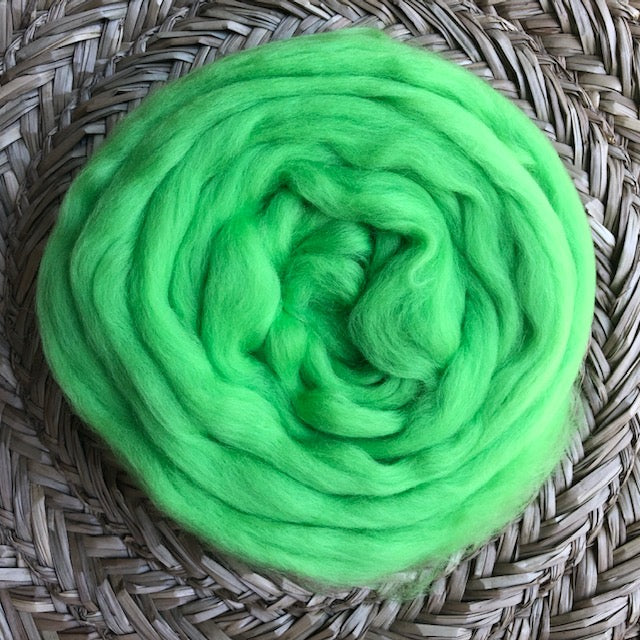 Mint fleece roving – indigo inspirations